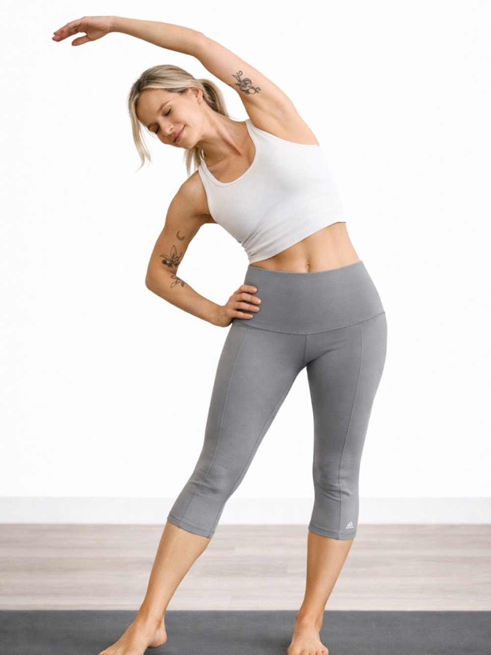 NWT pedal pusher pants leggings high rise gym training sports - Picture 2 of 13